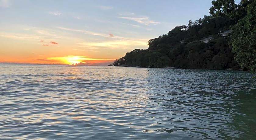 Sailfish Beach Villas