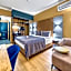 Numa Port Hotel