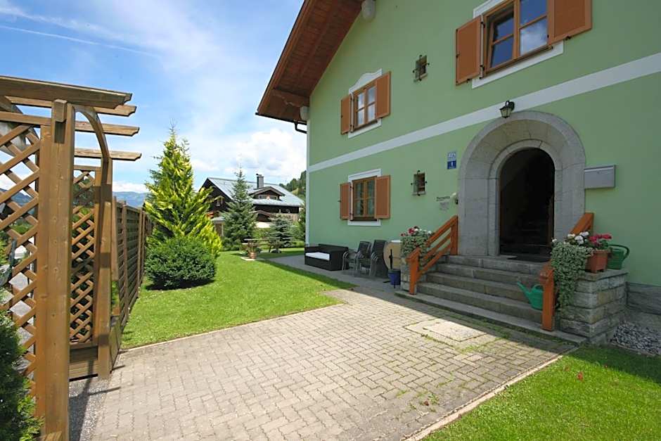 Familienappartements Eder - Free entry to Tauern SPA Kaprun included