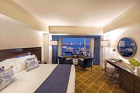 1 King Premium Harbour View