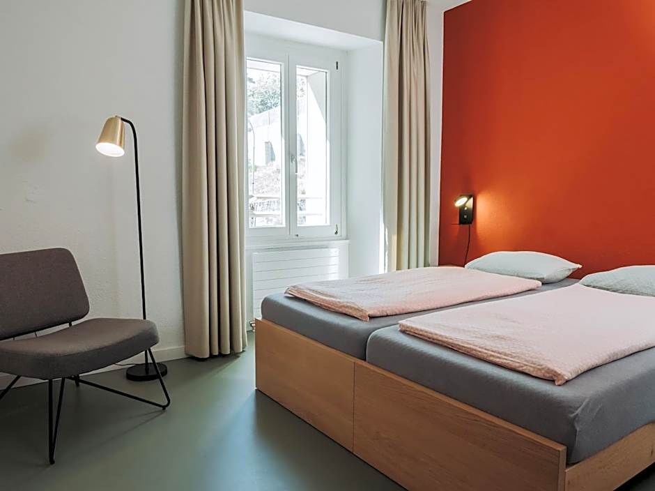Montreux Youth Hostel