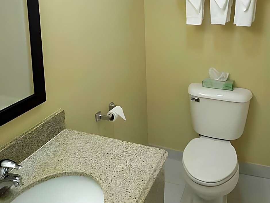 Travelodge by Wyndham South Burlington