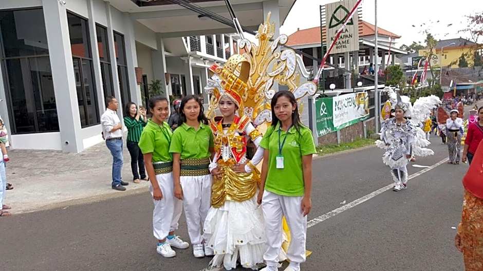 Avila Ketapan Rame Hotel
