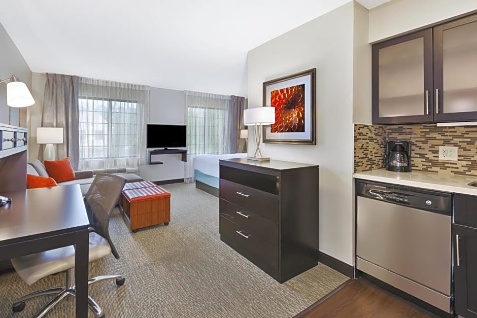 Staybridge Suites Detroit-Utica by IHG