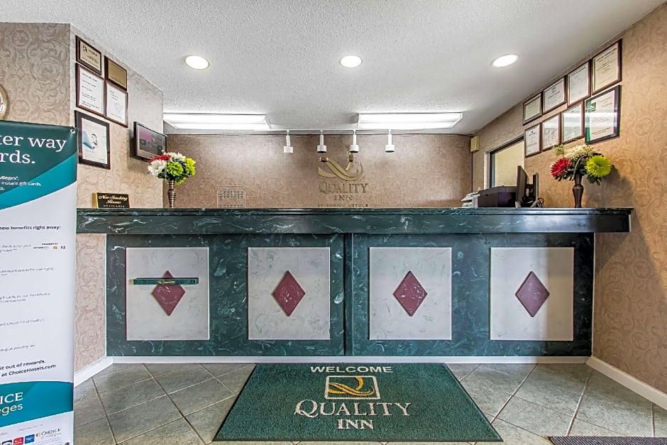 Quality Inn Andalusia