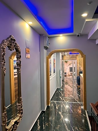 Sami Hotel