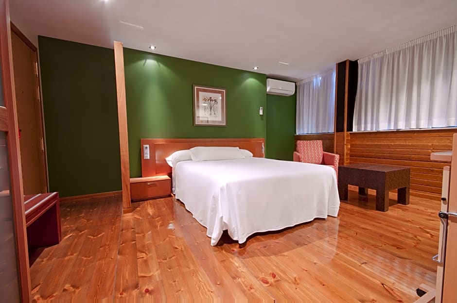 Hotel Santiago & SPA