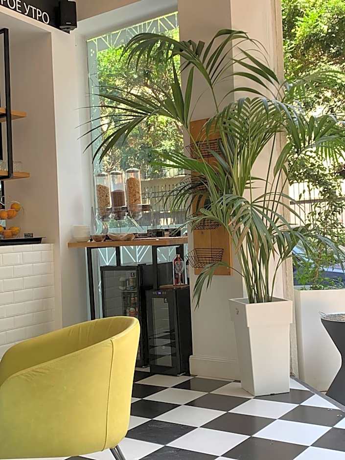 Blue Bottle Boutique Hotel