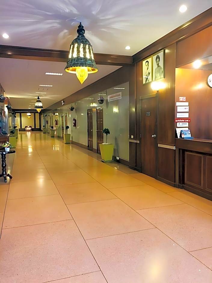 Suriwong Chumphon Hotel