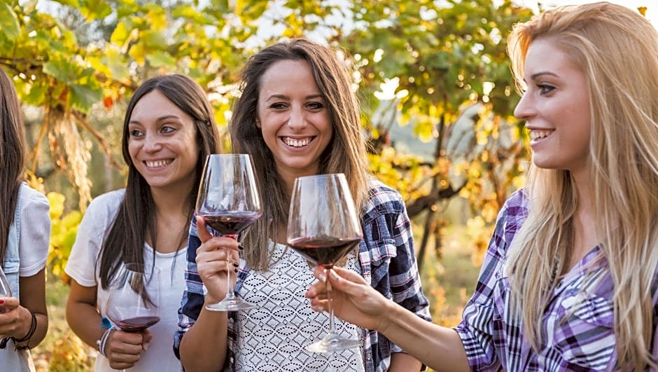 Charles Wesley Motor Lodge Broken Bow