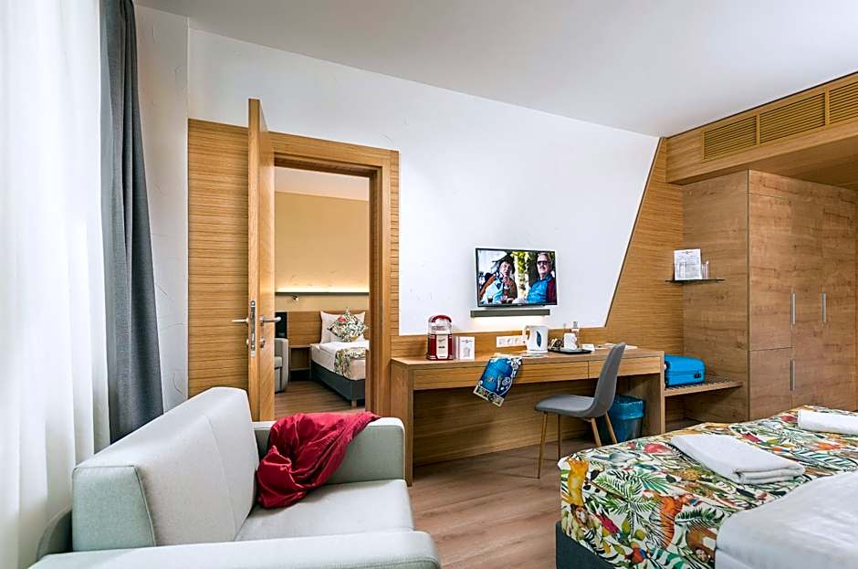 Pangea Hotel
