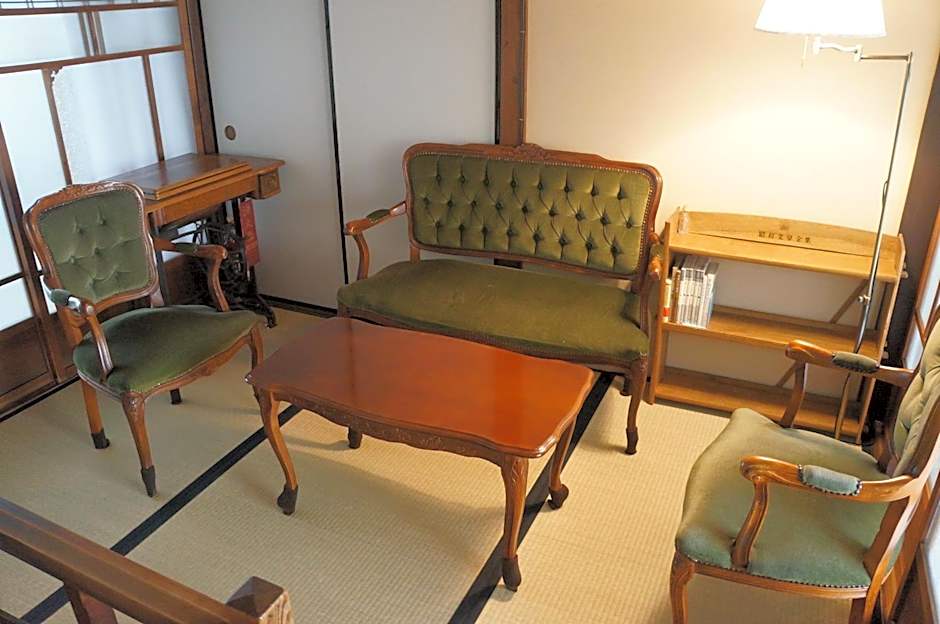 Guesthouse Itoya Kyoto