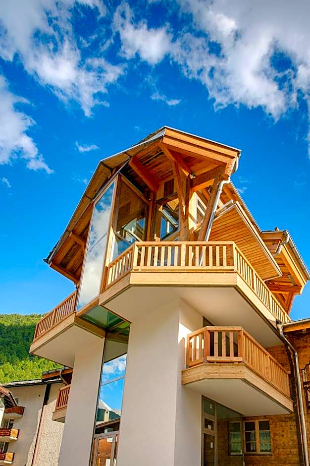 Self Check-In Chalet Rooms