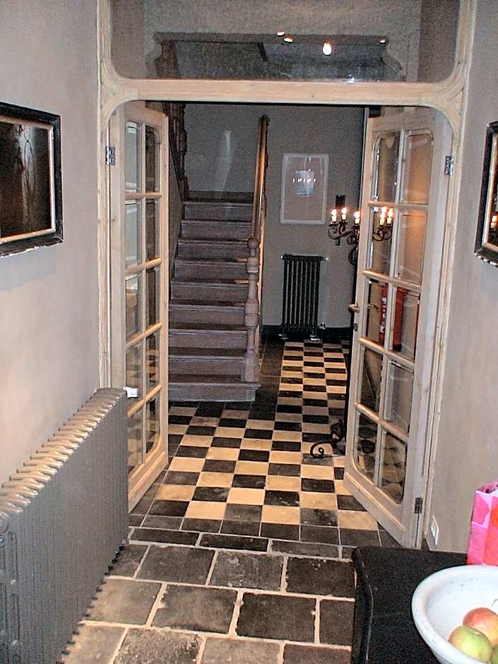 B&B 1669
