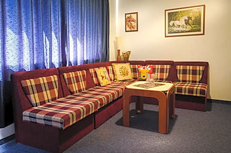 One-Bedroom Suite with Balcony