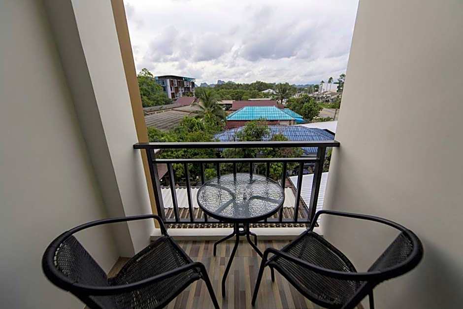 Circle Inn Ao Nam Mao