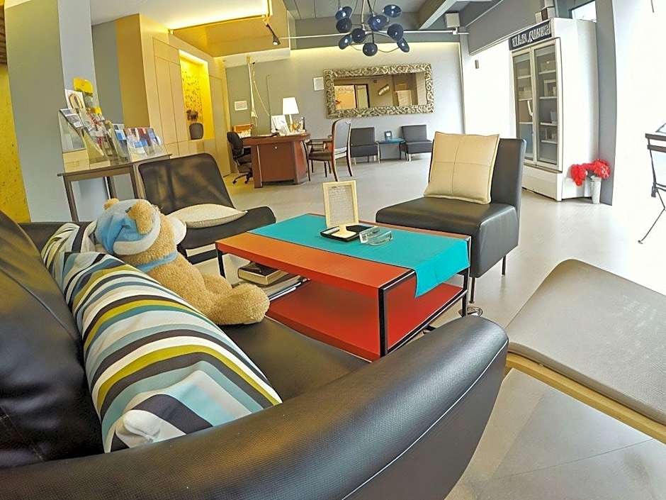 Sea Front Home Boutique - Patong Beach