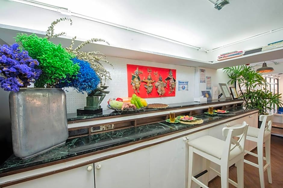 Elixir Hostel Bangkok