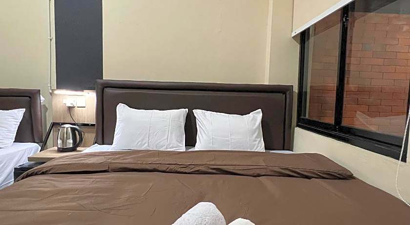 Brenn Hotel Semarang Mitra RedDoorz