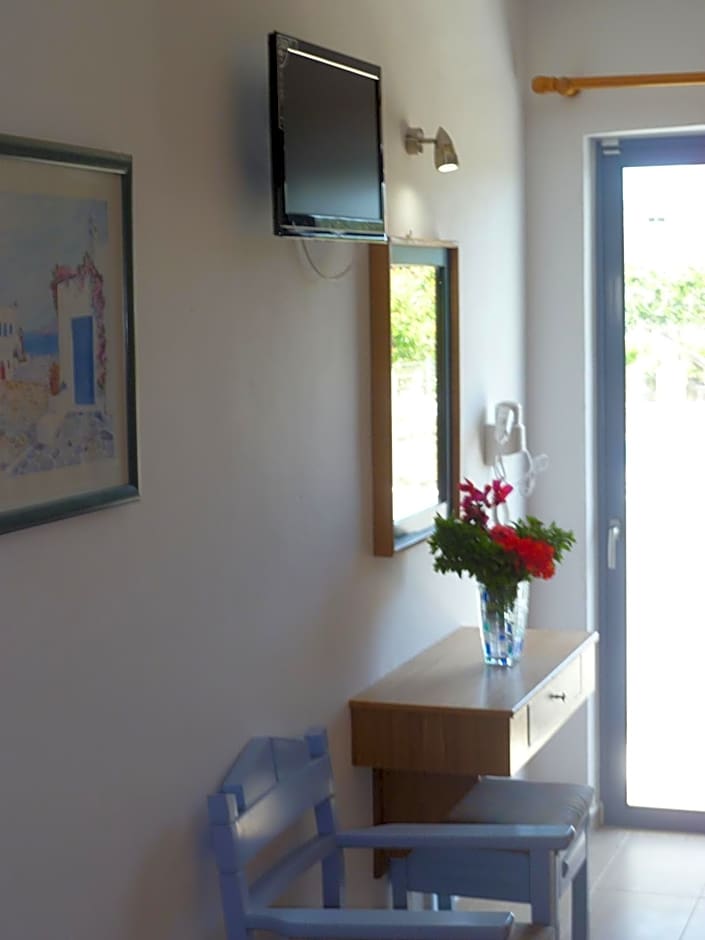 Paraschos Studios Kos