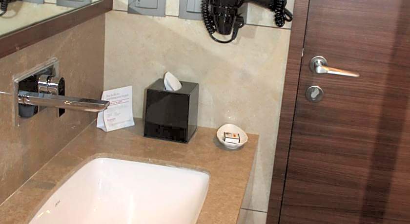 Ramada by Wyndham Gandhidham Shinay