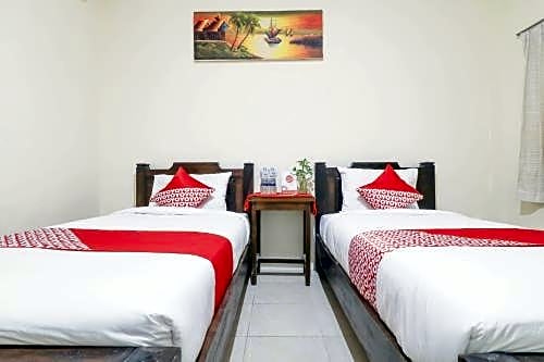 OYO 1054 Bayak Bali Hotel