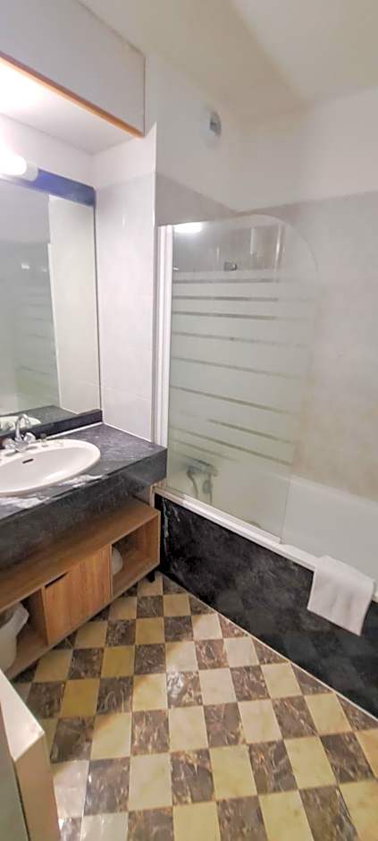 Appart-Hôtel Le Trianon