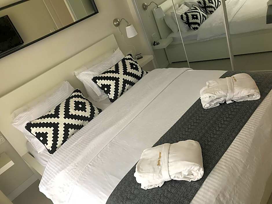 Suite Caesar - Neot Golf