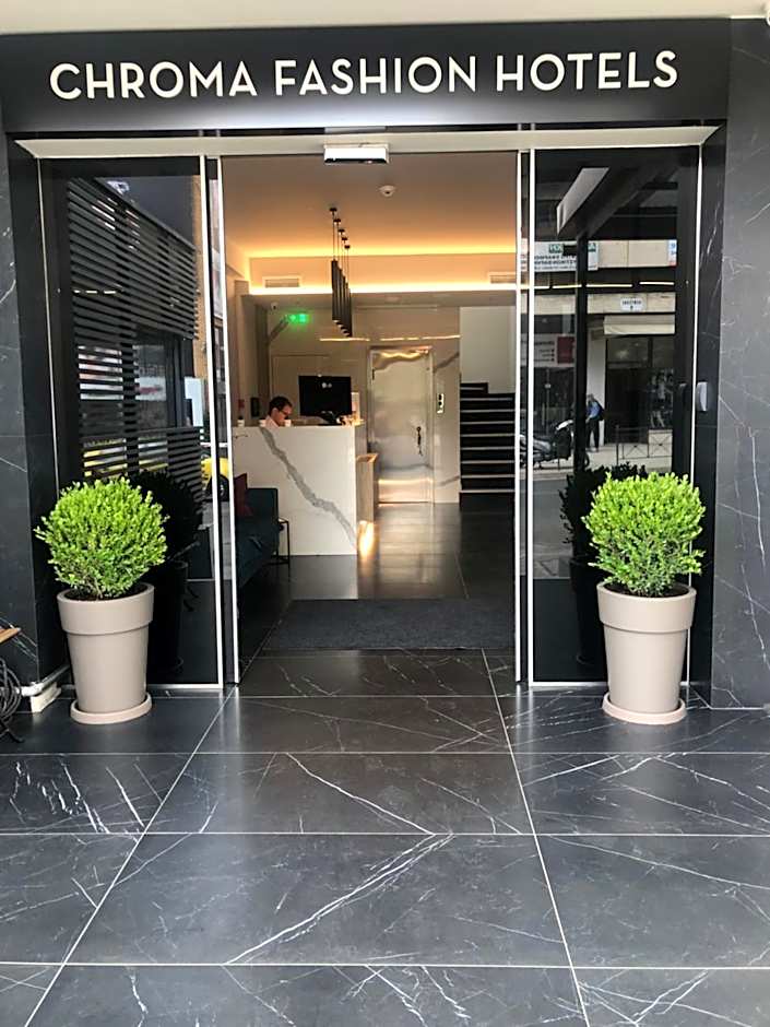 CHROMA FASHION ROOMS & APARTMENTS