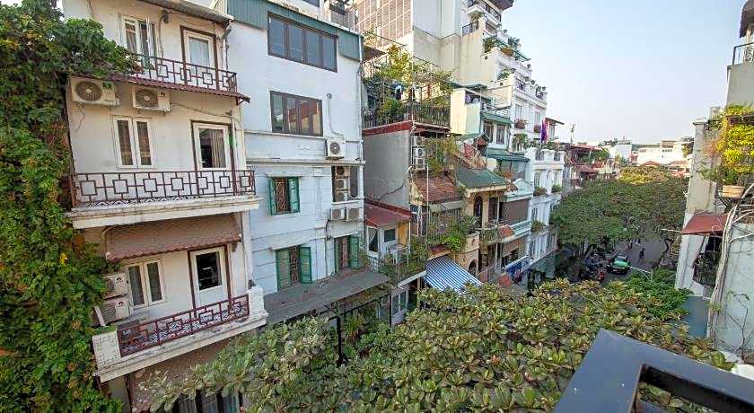 Madelise Adora Hotel and Travel