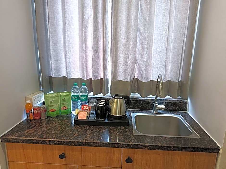 Wandr Hotel Medicity Gurugram, Near Medanta Hospital