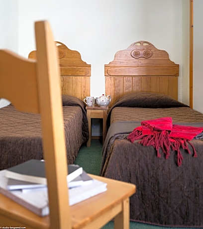 Classic One-Bedroom Apartment (4 people)