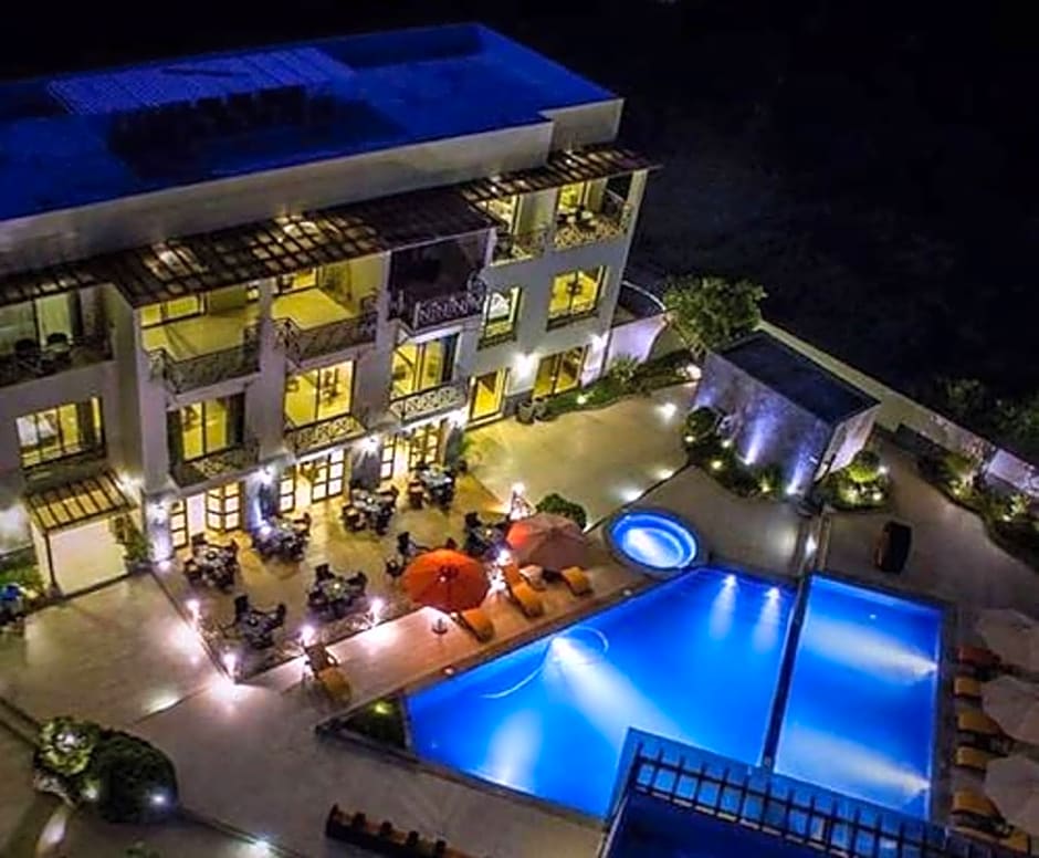 Palo Santo Galapagos Hotel