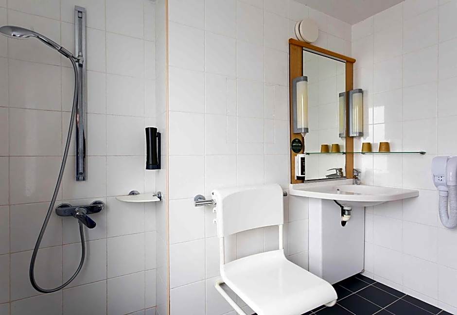 B&B HOTEL Reims Centre Erlon