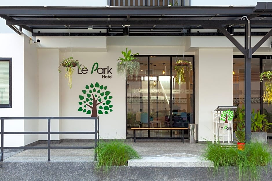 Le Park Hotel