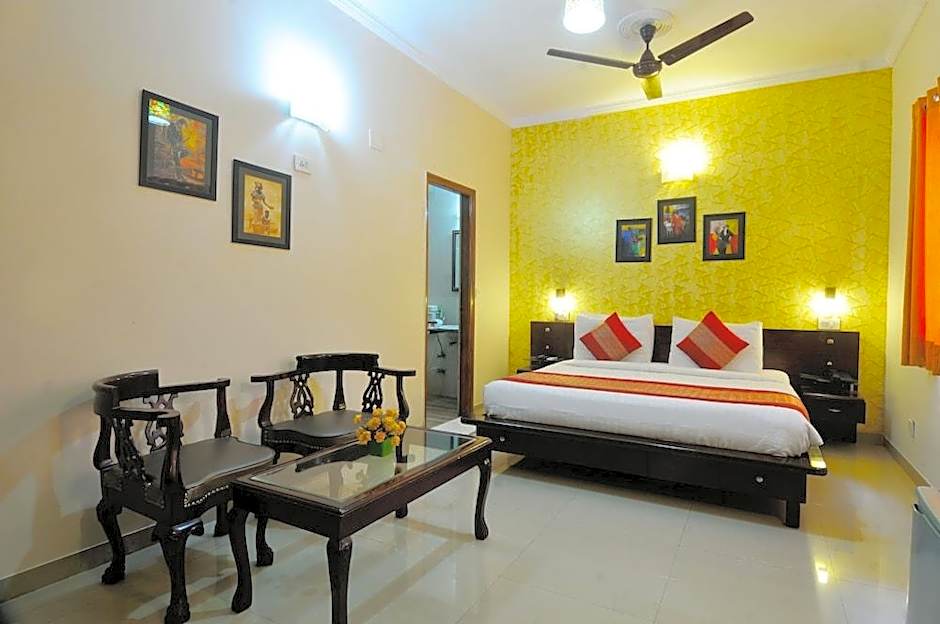 Hotel Persona International