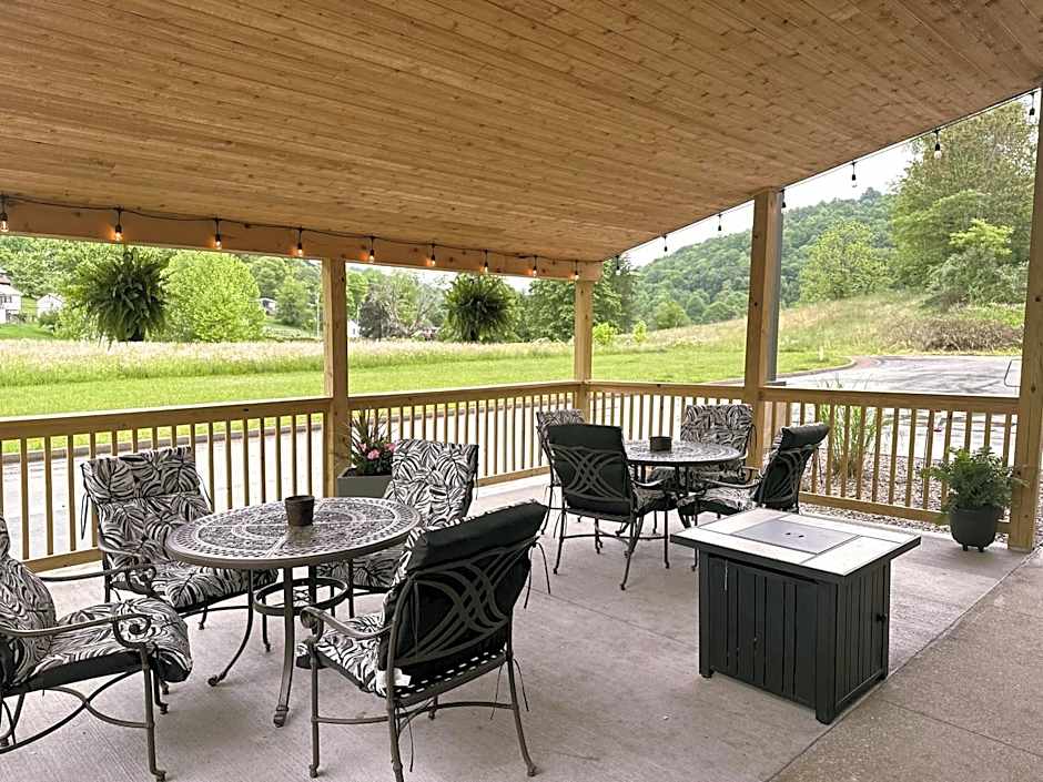 Holiday Inn Express Hotel & Suites Weston By IHG