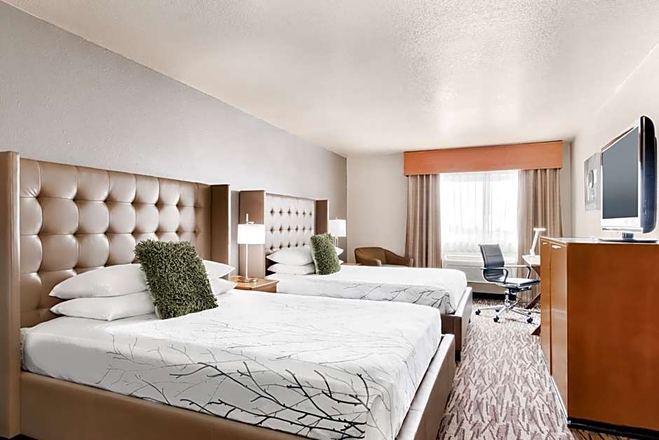 Best Western Plus Peppertree Airport Inn