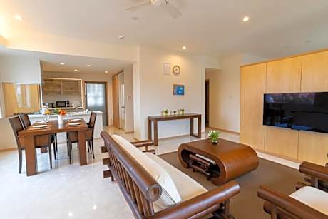 La Hacienda Marina Bay Chatan