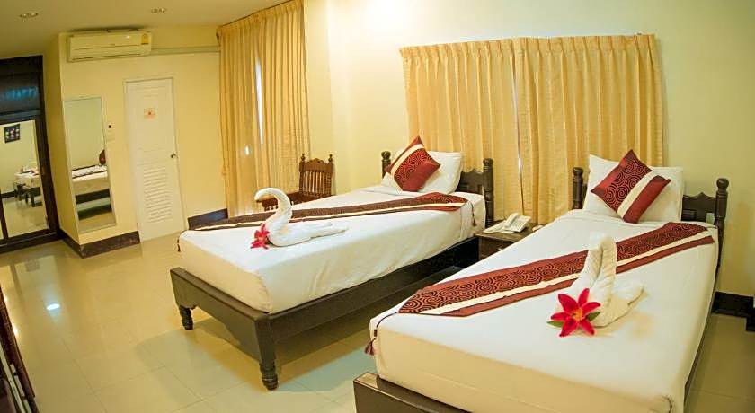 Submukda phoomplace hotel