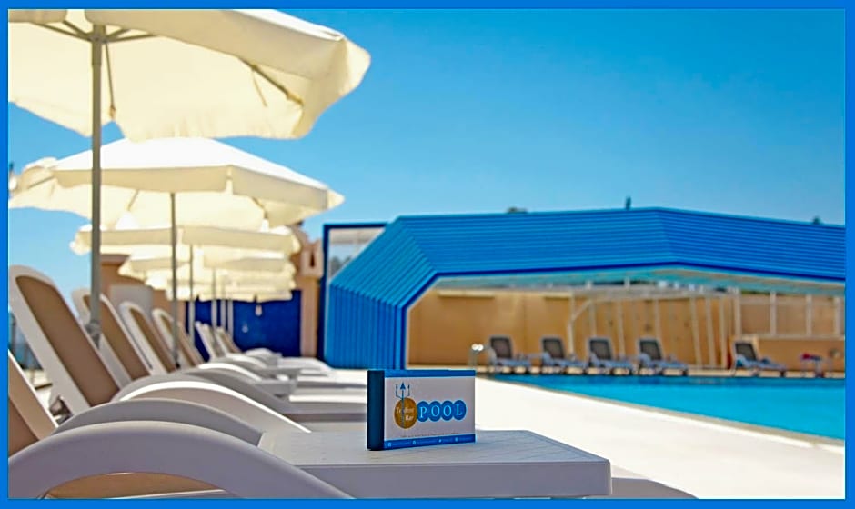 Poseidonia Beach Hotel