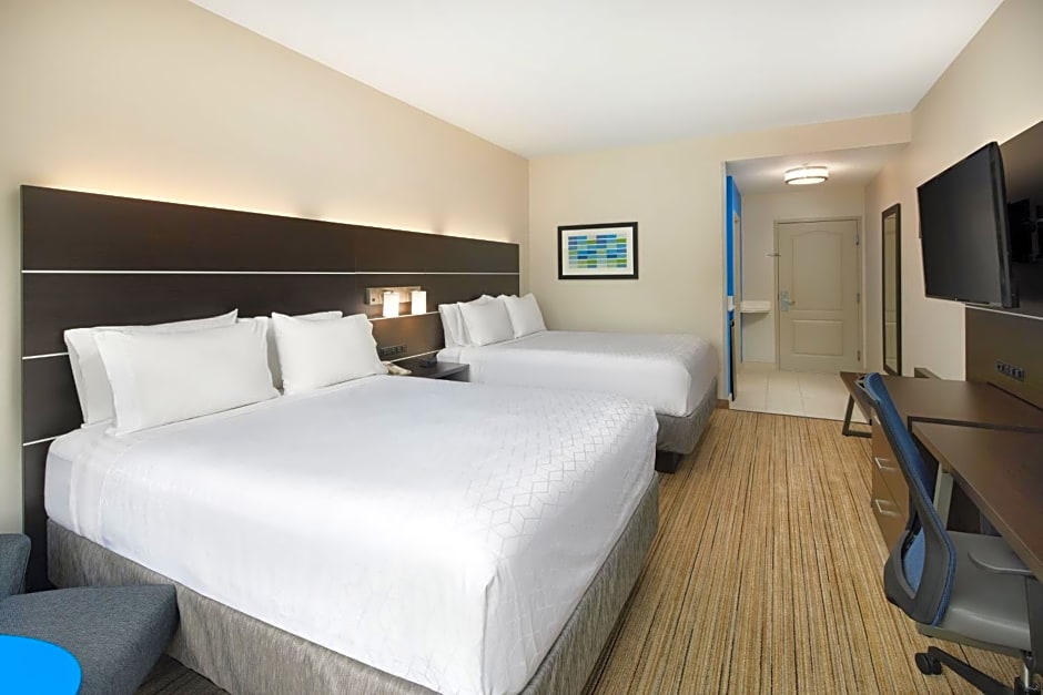 Holiday Inn Express Hotel & Suites Valdosta Southeast