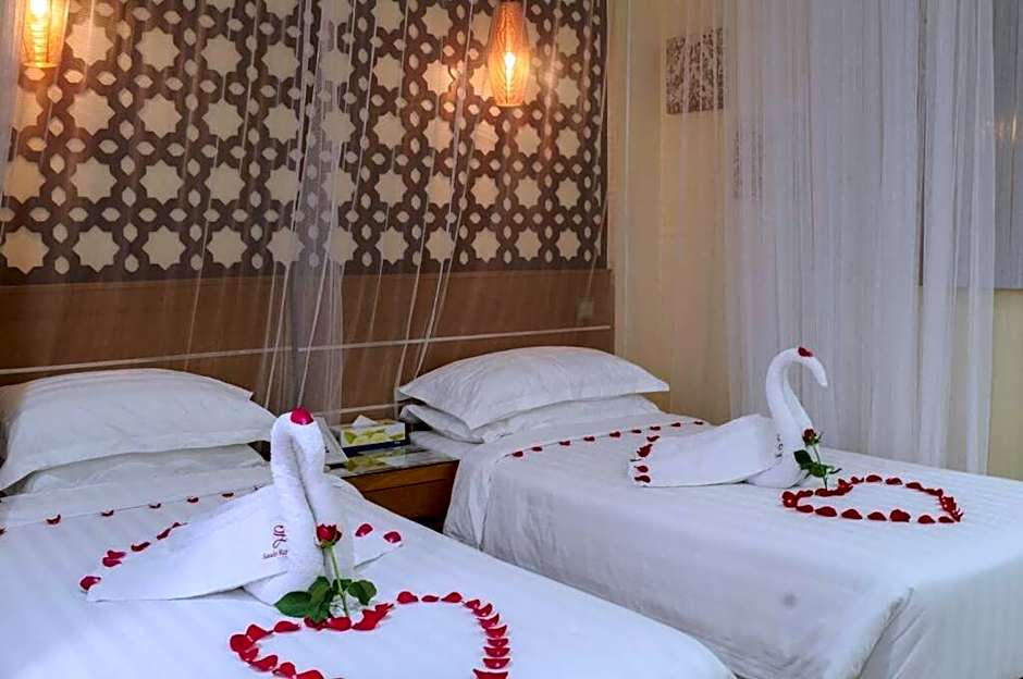 Saab Royale Hotel