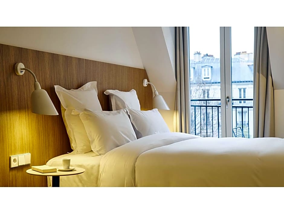 9Hotel Republique
