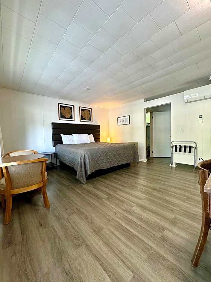 Mount Coolidge Motel