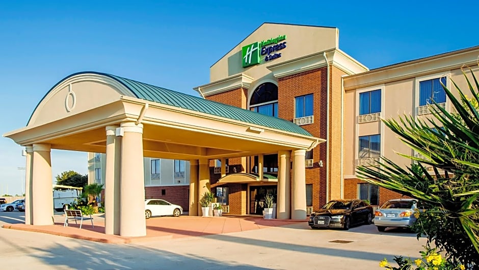 Holiday Inn Express Hotel & Suites Waller