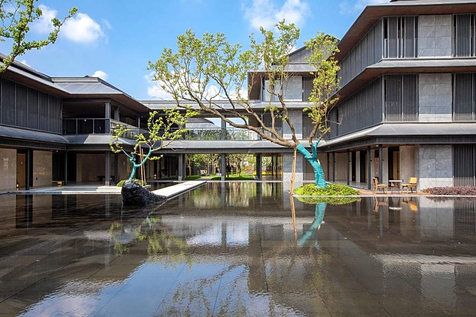 Holiday Inn Deqing Xinshi Ancient Town By IHG