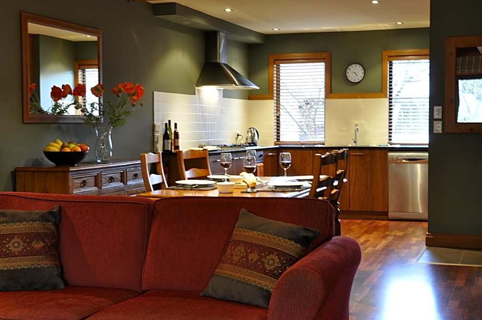 Lansdown Villa Apartments