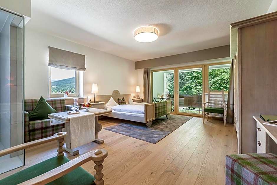 Hotel Zur Schanz – Ebbs, MO