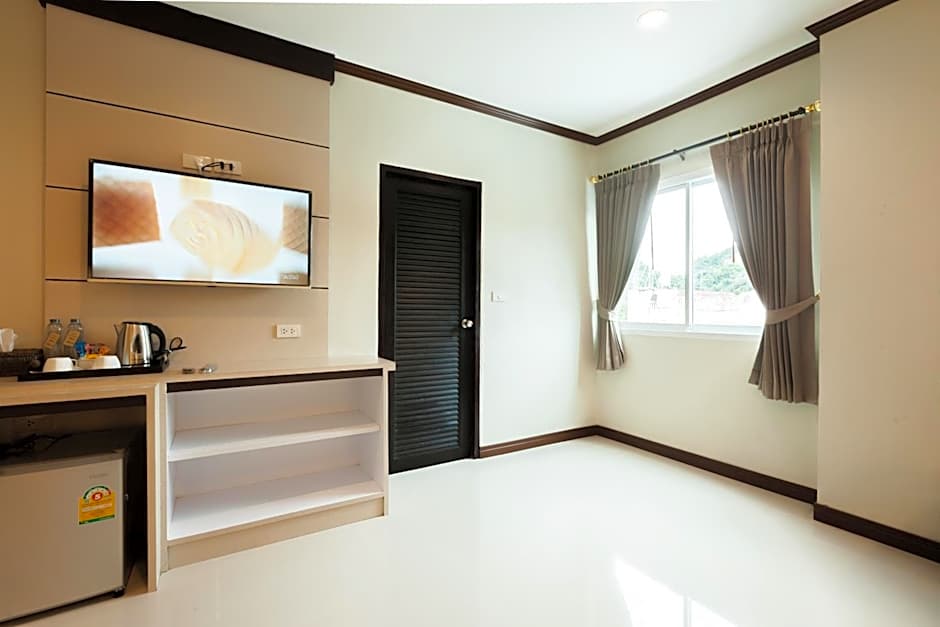 Pranee Home Phang-nga